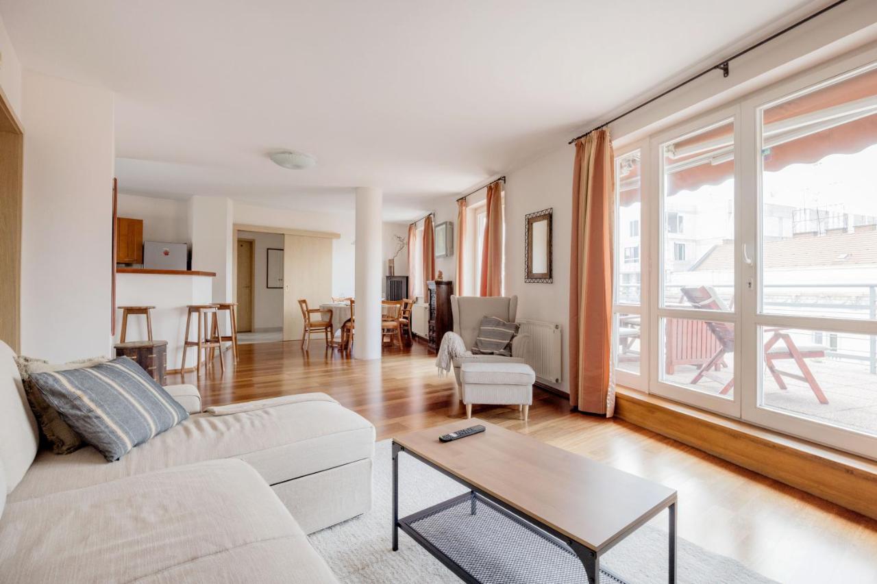 Bright And Spacious Penthouse W/ Terrace & Parking Budapeszt Zewnętrze zdjęcie