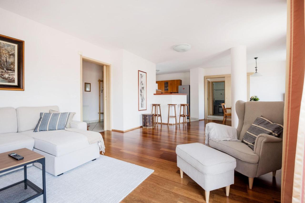 Bright And Spacious Penthouse W/ Terrace & Parking Budapeszt Zewnętrze zdjęcie