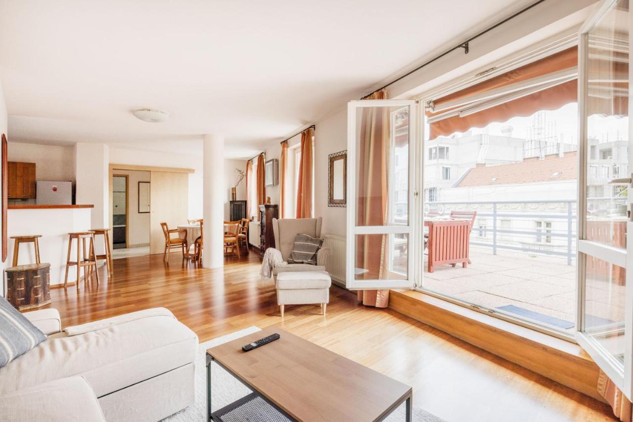 Bright And Spacious Penthouse W/ Terrace & Parking Budapeszt Zewnętrze zdjęcie